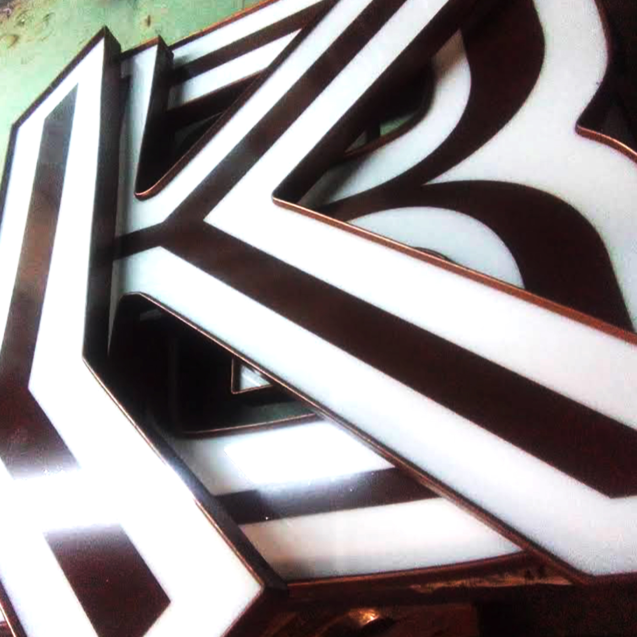 plexi-glass-pre-existing-vectors